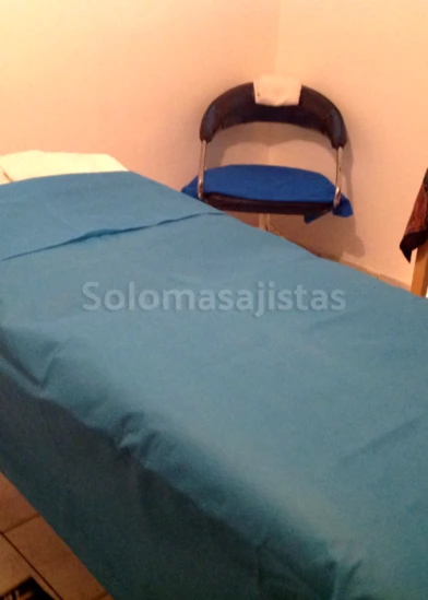solomasajistas Masajistas                     Terapias yMasajes Profesionales  4426384545